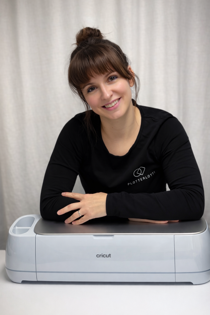 E7074551-33F1-45D0-9A8C-BF3BC3BC3573